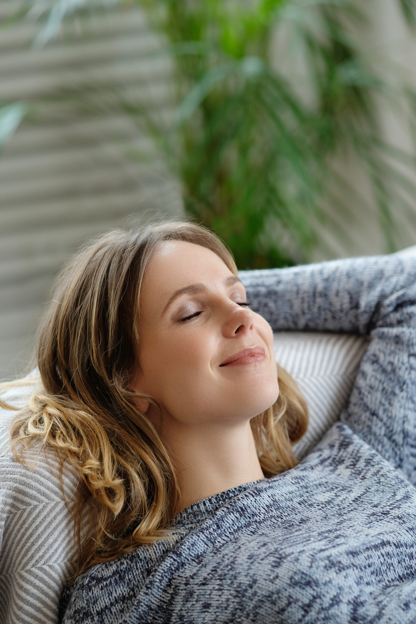 Lifestyle. Beautiful woman at home